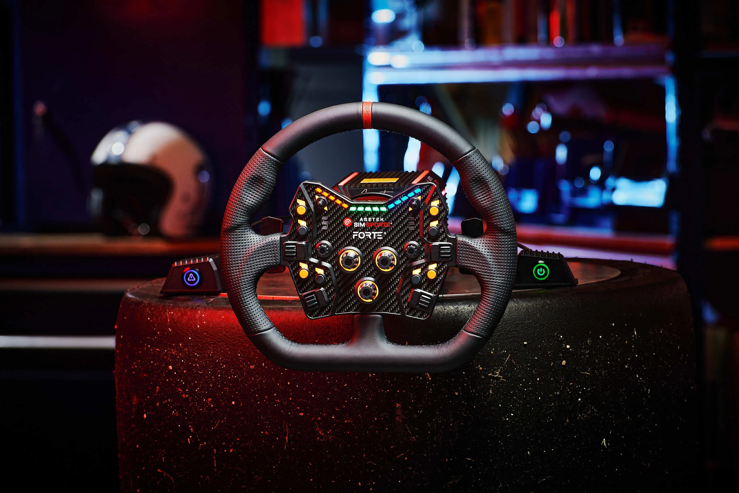 Asetek SimSports® Closed D Black Leather Rim - Image 2
